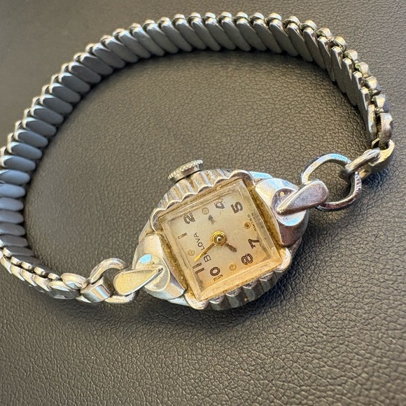 Vintage Bulova silver-tone watch 10K R.G.P bezel stainless steel Ladies main image 6
